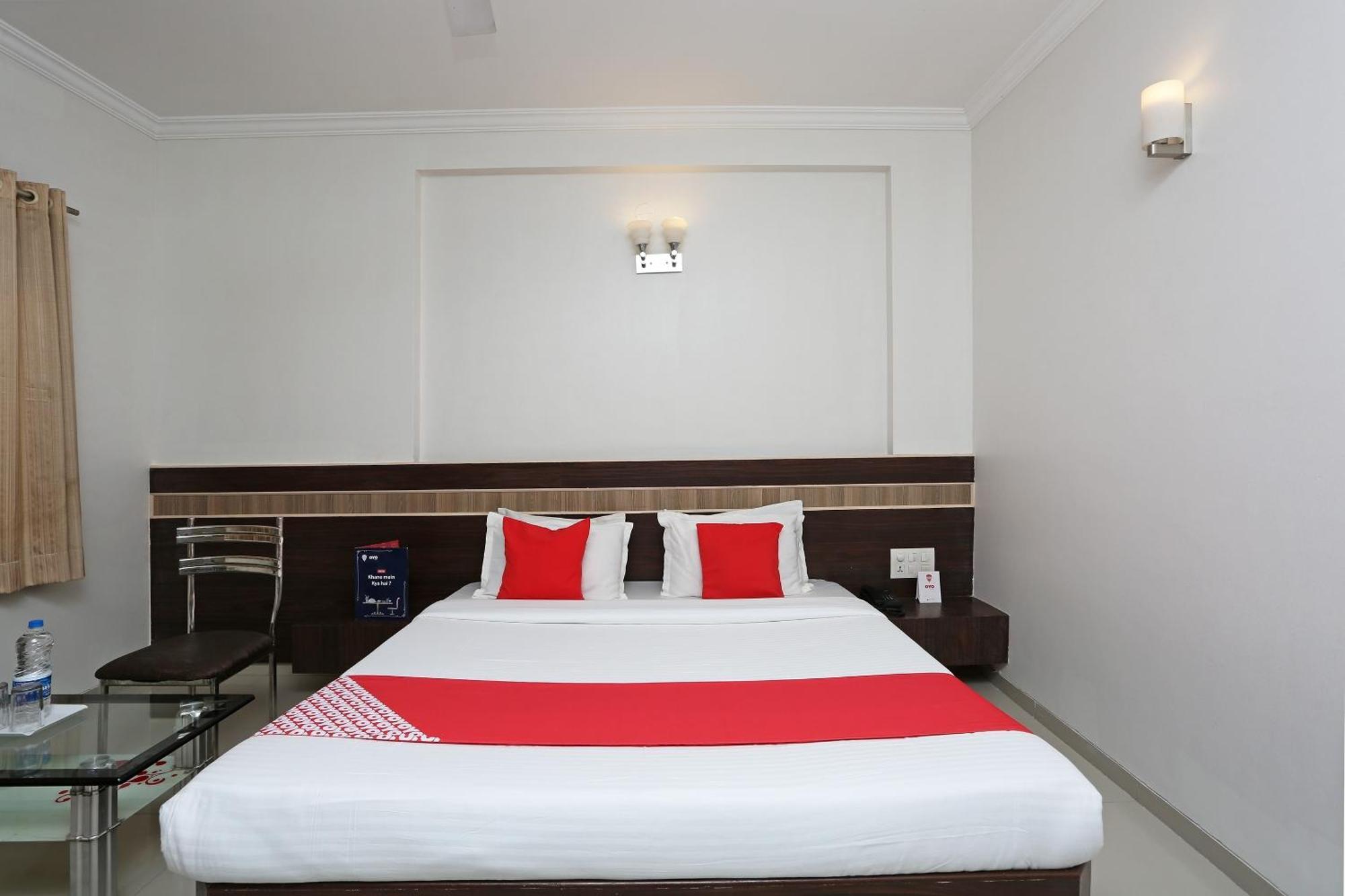 Spot On Hotel Sai Pancham Ширді Екстер'єр фото
