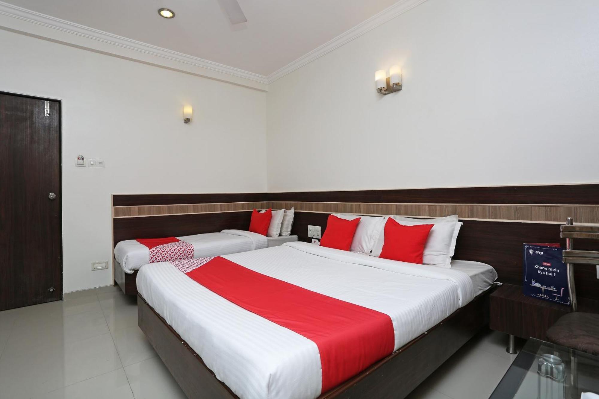 Spot On Hotel Sai Pancham Ширді Екстер'єр фото